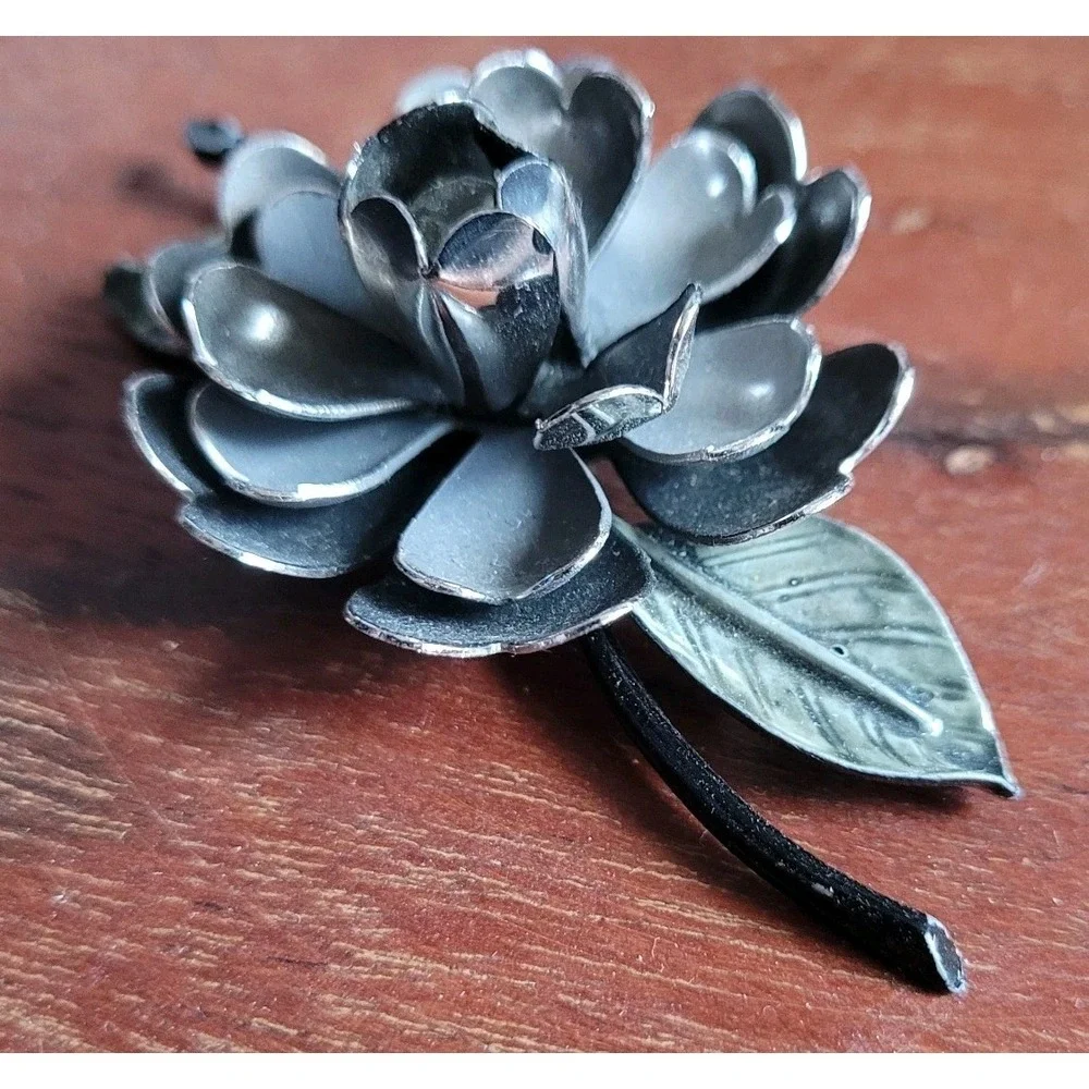 Coro Vintage Enamel Brooch Gothic Floral Pin Black & Silver Gray 1950s Botanical